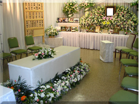 家族だけでゆっくりお別れする、やべ葬儀社の家族葬